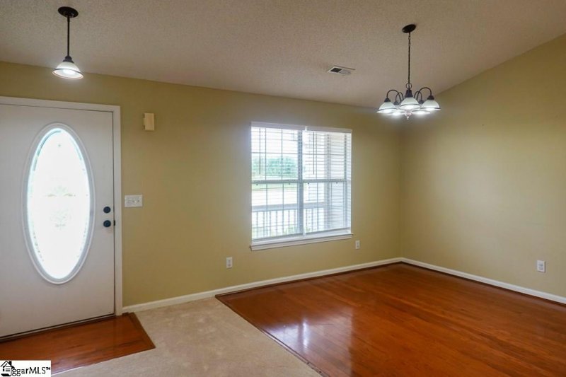 Property image 3 at 308 Hill Lane, Mauldin, SC 29662