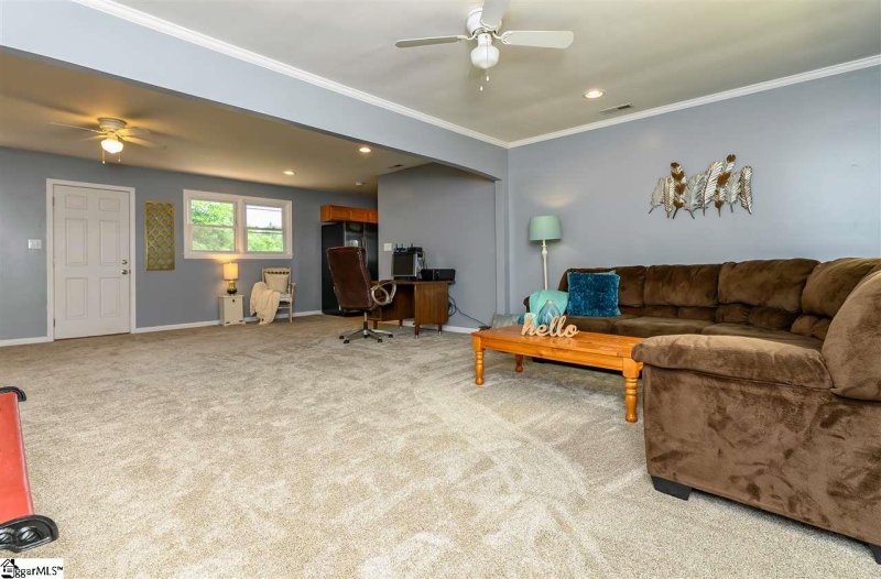 Property image 4 at 107 Notchwood Drive, Greenville, SC 29611