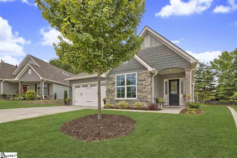 Property image 3 at 667 Ponden Drive, Greer, SC 29650