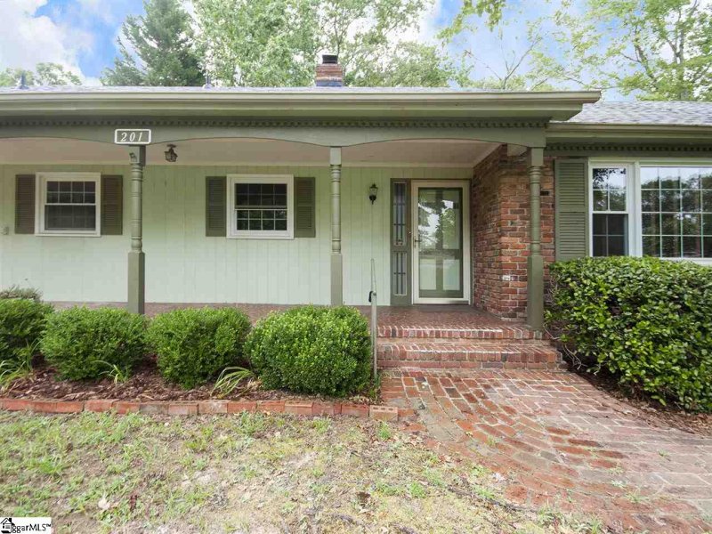 Property image 2 at 201 Sweetbriar Road, Greenville, SC 29615