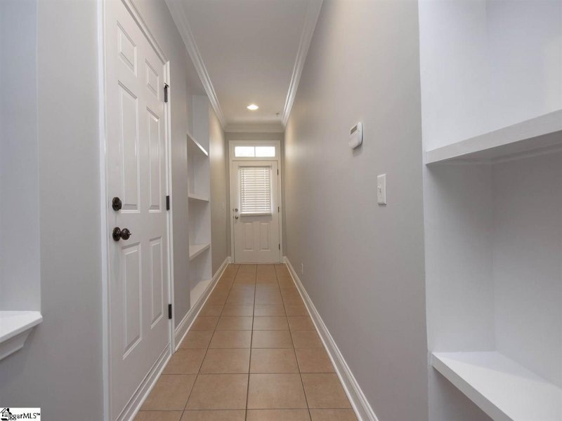 Property image 5 at 12 B Edge Court, Greenville, SC 29609