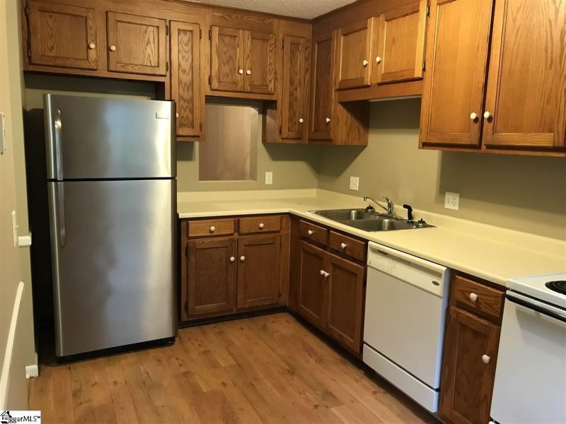 Property image 3 at 102 Bentwood Lane, Pickens, SC 29671