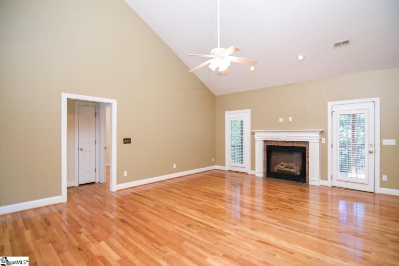 Property image 2 at 204 Carrick Drive, Simpsonville, SC 29681