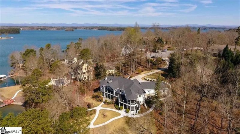 Property image 5 at 705 SUNPOINTE Court, Seneca, SC 29672