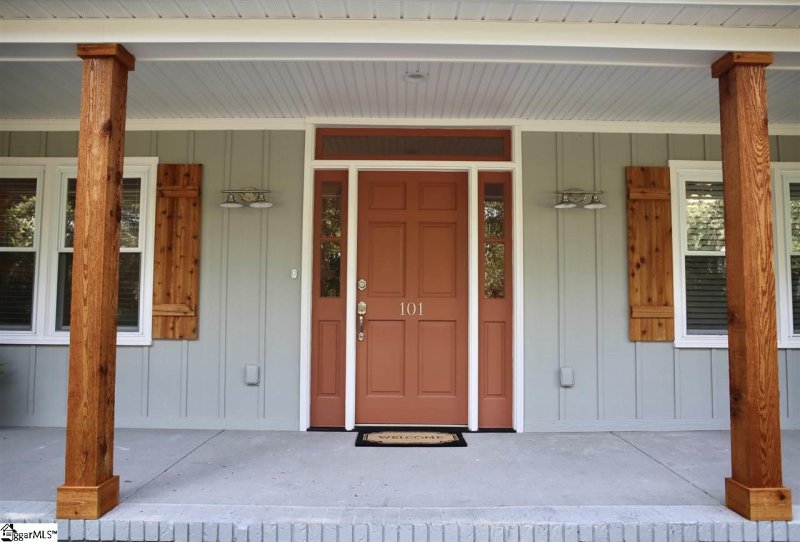 Property image 3 at 101 Frederick Street, Greer, SC 29651