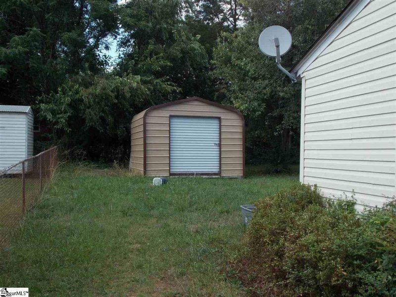 Property image 4 at 35 Crofton Drive, Greenville, SC 29605-6110