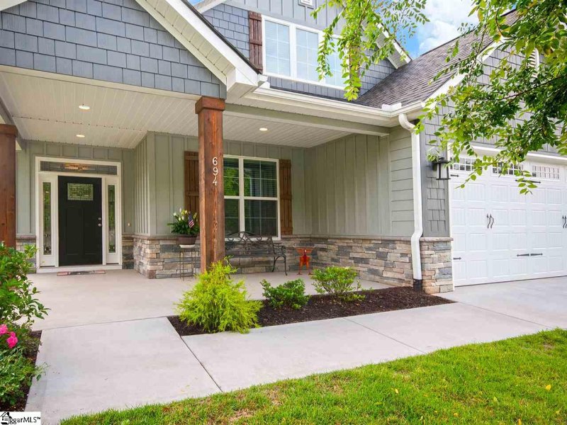 Property image 3 at 694 Ponden Drive, Greer, SC 29650