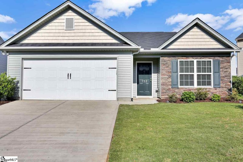 732 Markham Circle
