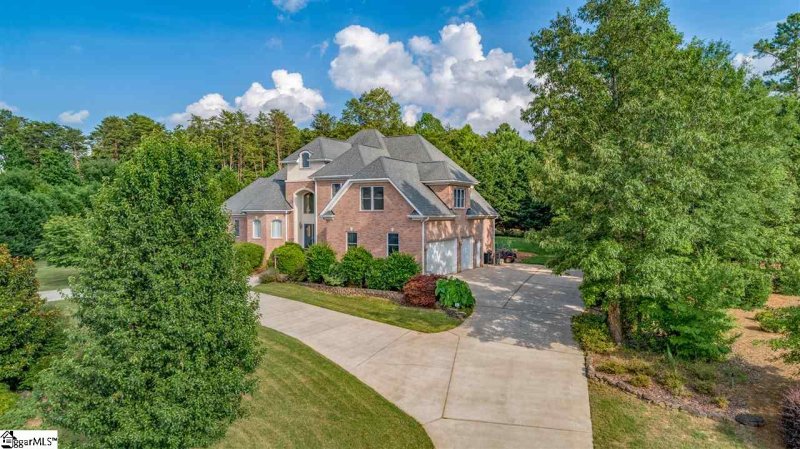 Property image 2 at 15 Bayboro Way, Simpsonville, SC 29680