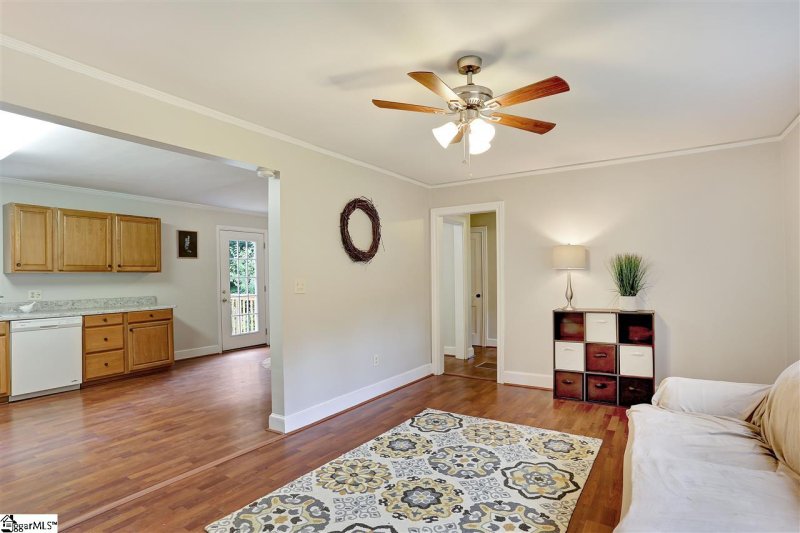 Property image 4 at 307 Pisgah Drive, Greenville, SC 29609