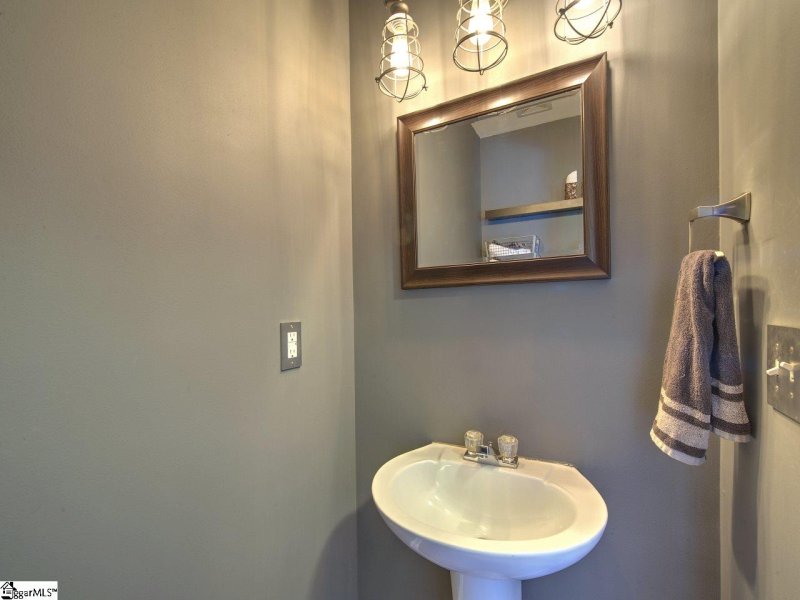 Property image 5 at 110 Spindleback Way, Greer, SC 29651