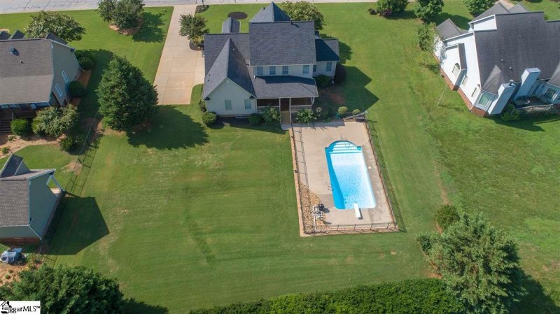 Property image 3 at 717 Dills Farm Way, Greer, SC 29651