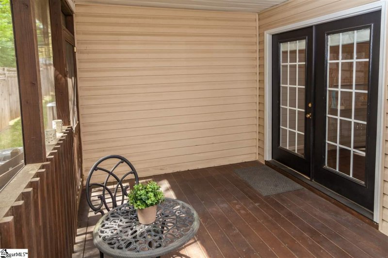 Property image 5 at 1126 E Lee Road, Taylors, SC 29687