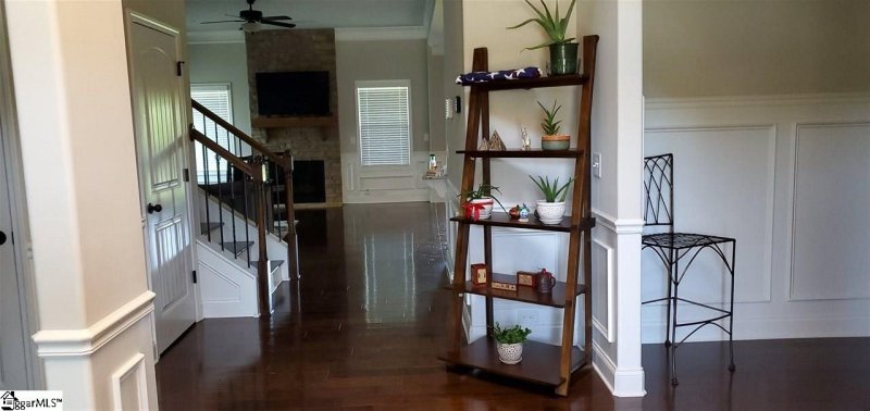 Property image 3 at 301 S Angeline Way, Simpsonville, SC 29681