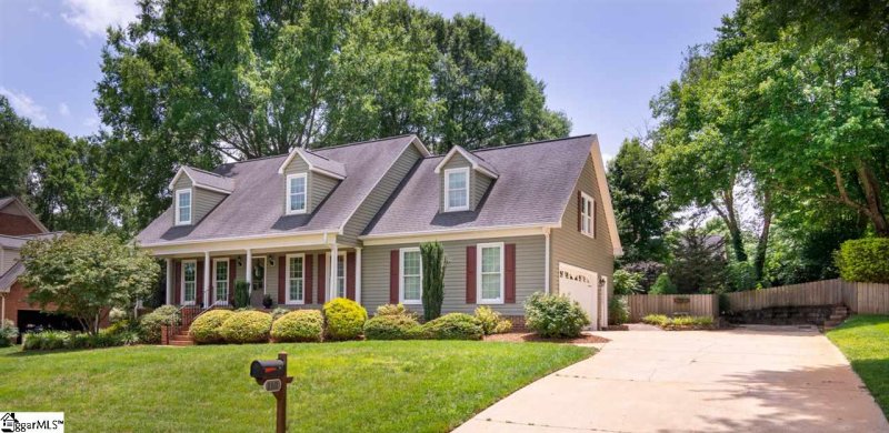 Property image 2 at 110 Forrester Creek Drive, Greenville, SC 29607