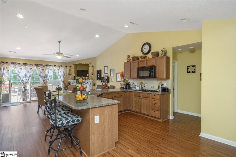 Property image 2 at 38 Perkins Court, Greer, SC 29651