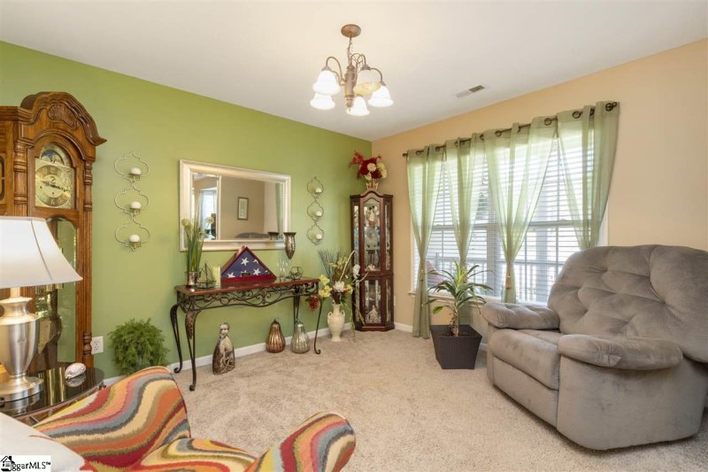 Property image 4 at 38 Perkins Court, Greer, SC 29651