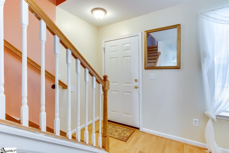 Property image 3 at 59 Birdsong Lane, Taylors, SC 29687