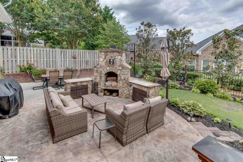 Property image 2 at 102 Clairewood Court, Greenville, SC 29615