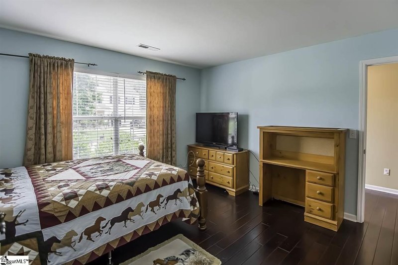 Property image 4 at 302 Revis Creek Court, Simpsonville, SC 29681