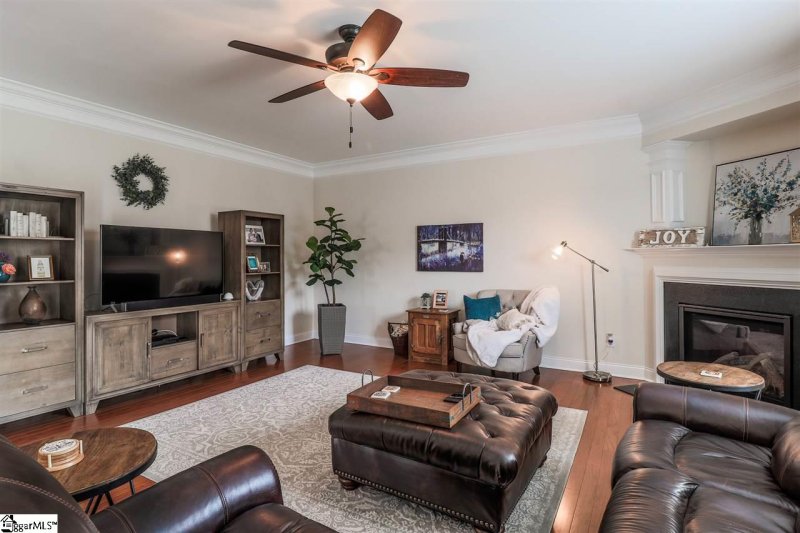 Property image 3 at 153 Windsor Creek Court, Simpsonville, SC 29681