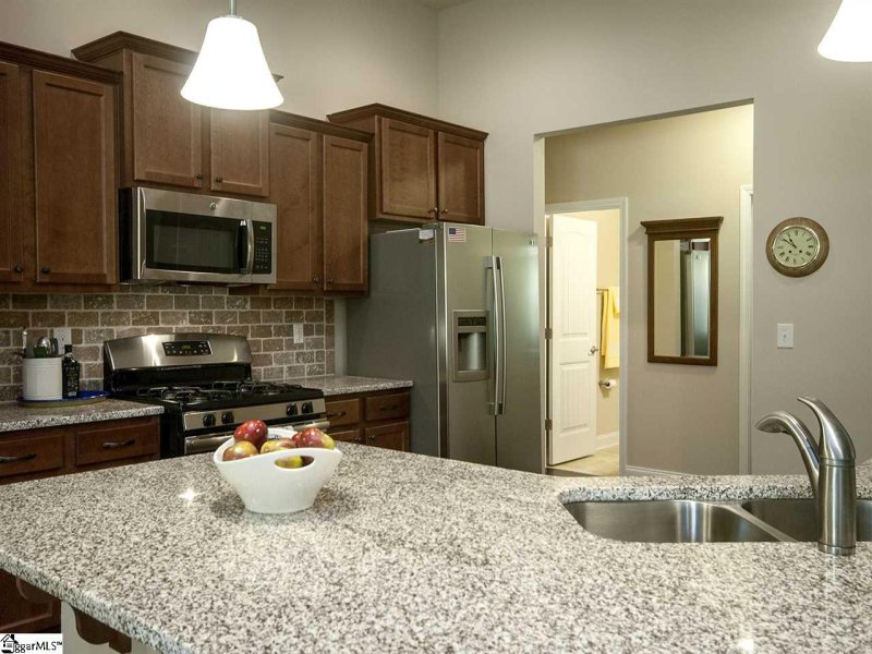 Property image 4 at 337 Rabbit Run Trail, Simpsonville, SC 29681