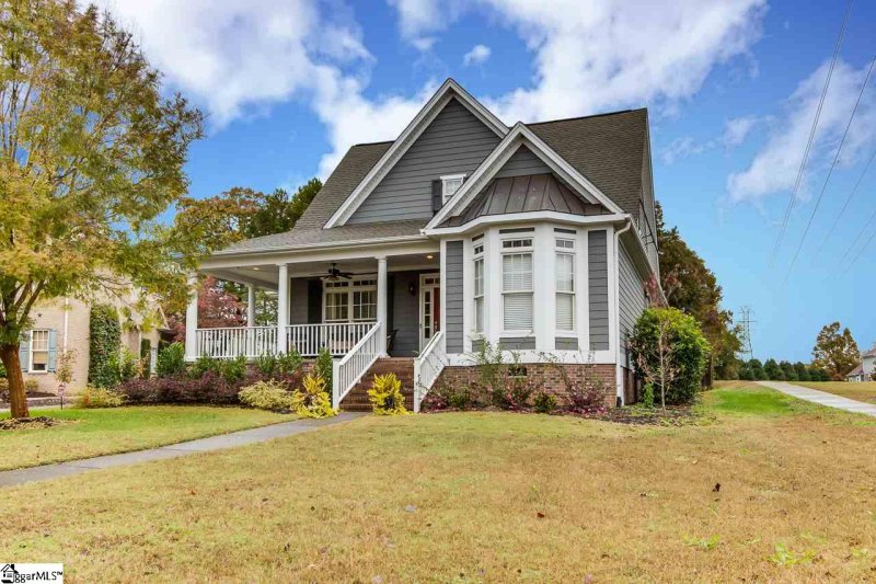 Property image 2 at 312 Saint Helena Court, Greenville, SC 29607