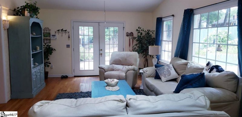 Property image 5 at 3210 E North Street, Greenville, SC 29615