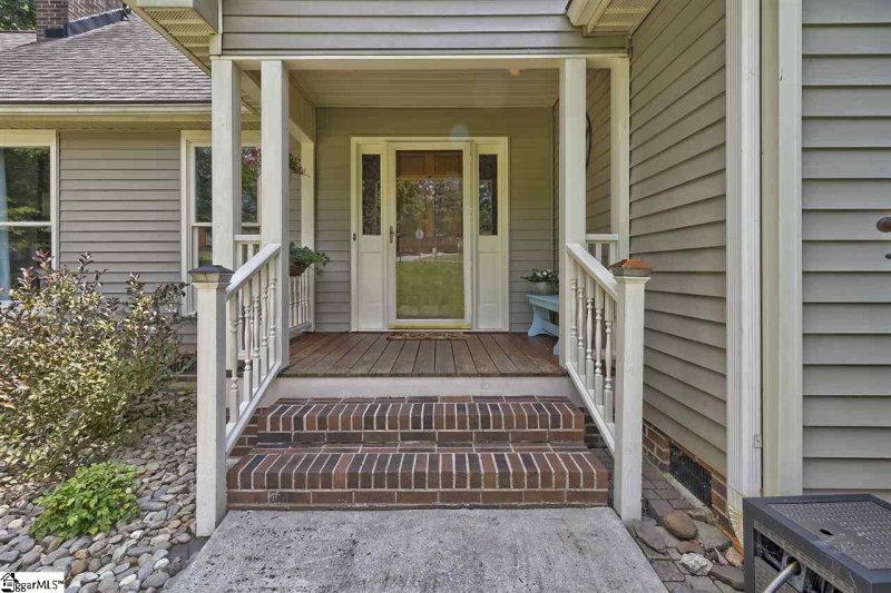 Property image 3 at 401 Burdine Drive, Easley, SC 29640