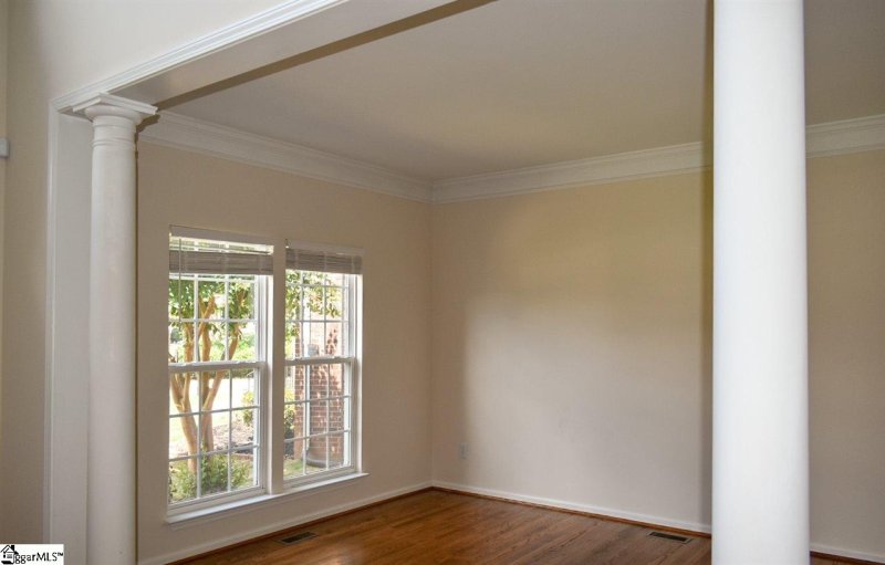 Property image 3 at 1116 Carriage Park Circle, Greer, SC 29650