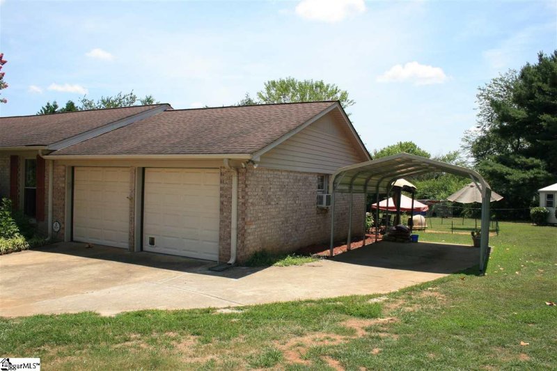 Property image 3 at 9 Millcrest Way, Mauldin, SC 29662