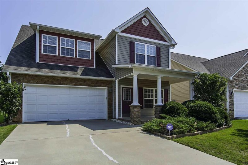 Property image 2 at 8 Rain Flower Drive, Greenville, SC 29615