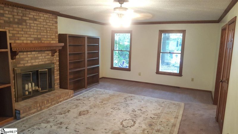 Property image 2 at 108 Kincade Drive, Simpsonville, SC 29681