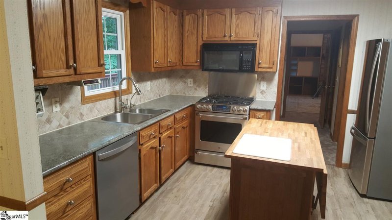 Property image 5 at 108 Kincade Drive, Simpsonville, SC 29681