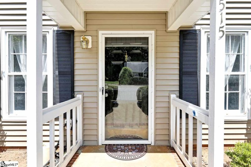 Property image 2 at 515 Wentworth Street, Mauldin, SC 29662