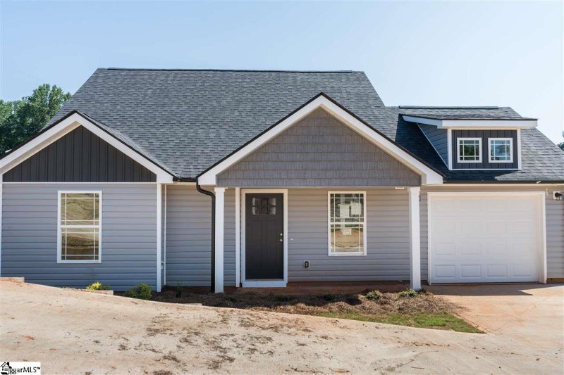 Property image 2 at 41 Pamela Drive, Greenville, SC 29611