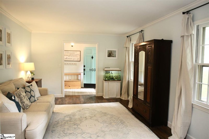 Property image 2 at 103 Rosewood Drive, Taylors, SC 29687