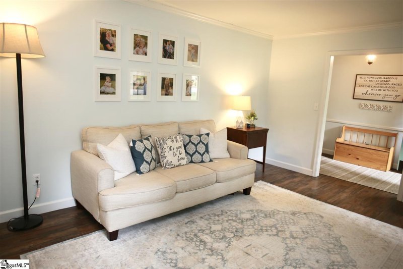 Property image 3 at 103 Rosewood Drive, Taylors, SC 29687