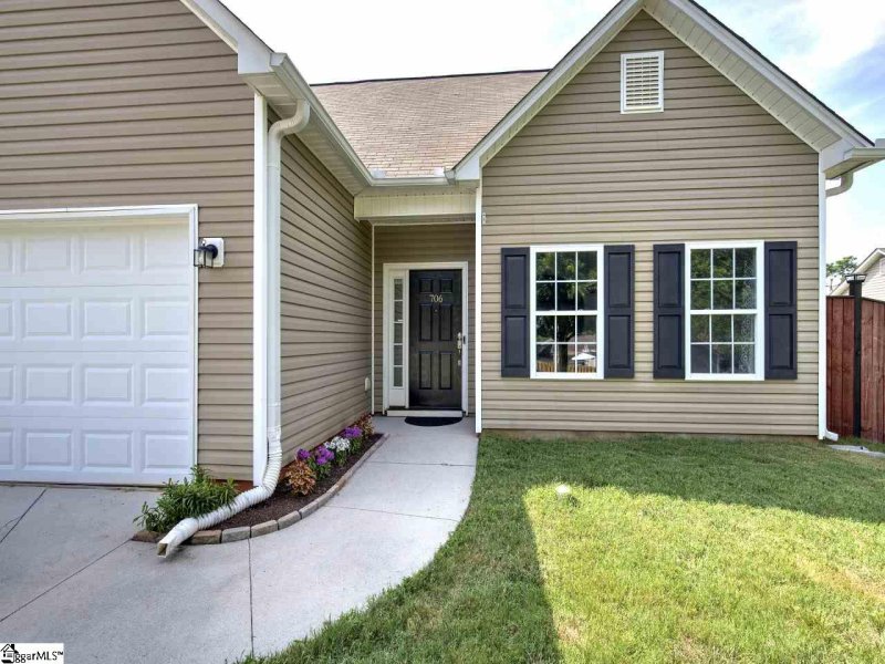 Property image 2 at 706 Tinder Box Court, Boiling Springs, SC 29316