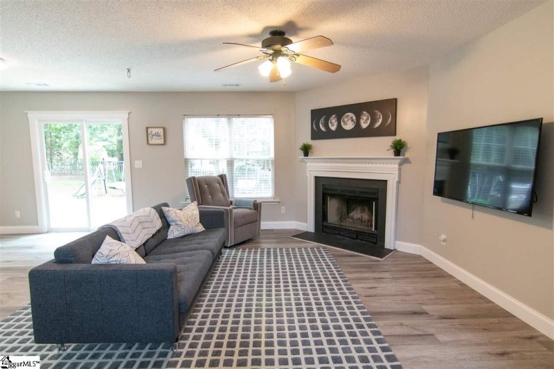 Property image 2 at 516 Briarhill Court, Moore, SC 29369