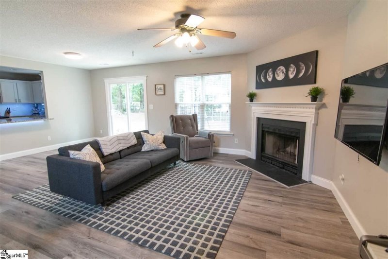 Property image 3 at 516 Briarhill Court, Moore, SC 29369