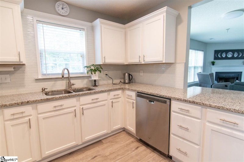 Property image 5 at 516 Briarhill Court, Moore, SC 29369