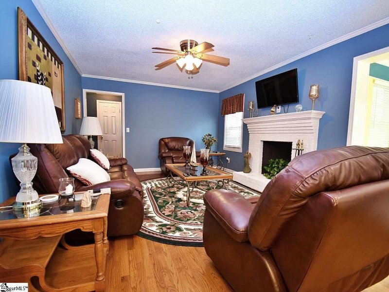 Property image 5 at 13 Thames Drive, Taylors, SC 29687