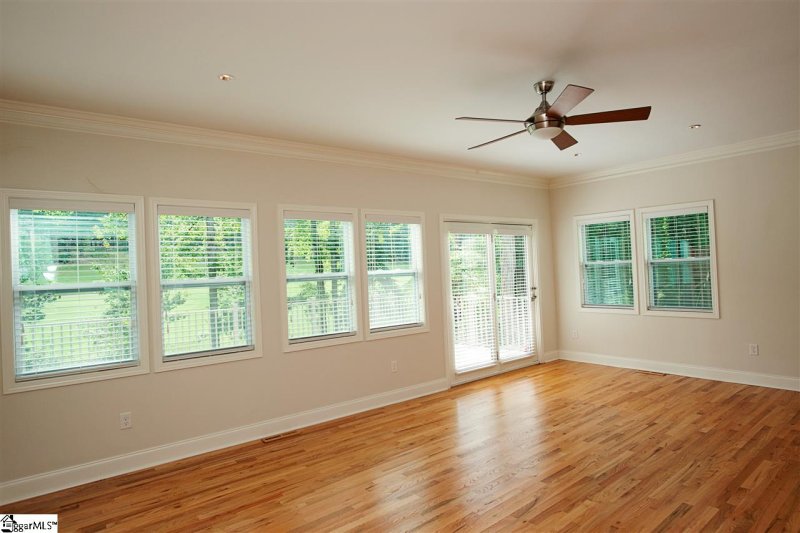 Property image 5 at 405 Camelot Drive, Simpsonville, SC 29681