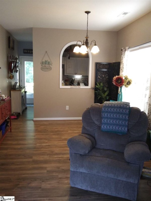 Property image 4 at 100 Huntress Drive, Greer, SC 29651
