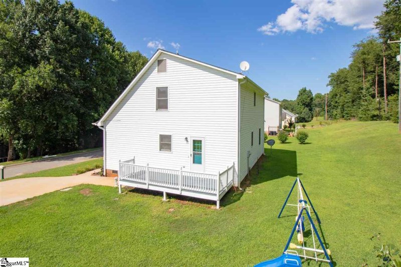 Property image 4 at 352 Springdale Avenue, Liberty, SC 29657