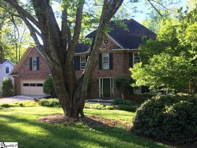 Property image 3 at 300 Gilderbrook Road, Greenville, SC 29615