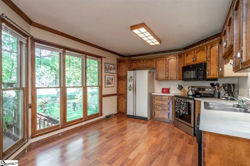 Property image 4 at 110 Ginger Lane, Taylors, SC 29687