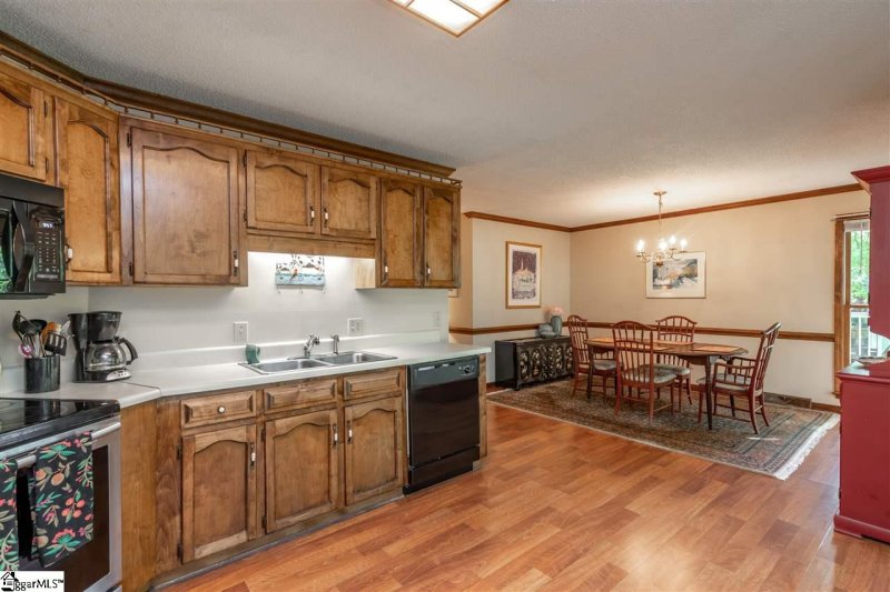 Property image 5 at 110 Ginger Lane, Taylors, SC 29687