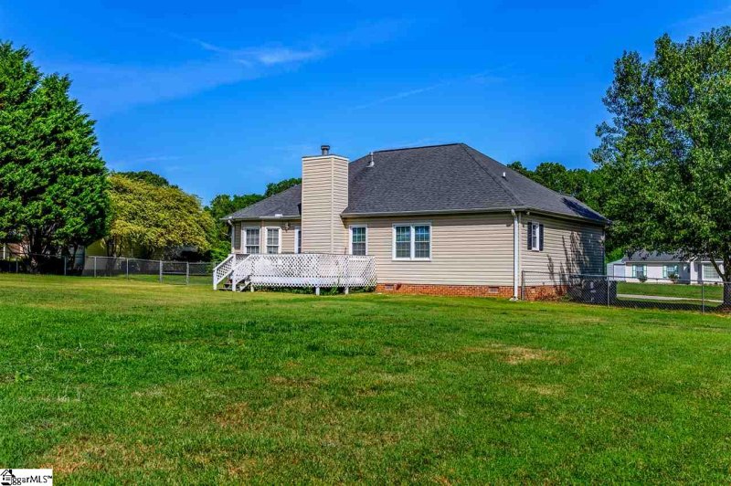 Property image 3 at 6 Duck Pond Lane, Fountain Inn, SC 29664